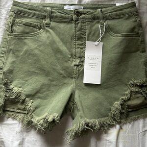 Risen boutique shorts